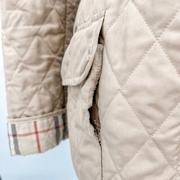 Burberry Quilted Coat Winter Down Finsbridge Plaid Jacket Check Cream M - Picture 3 of 16